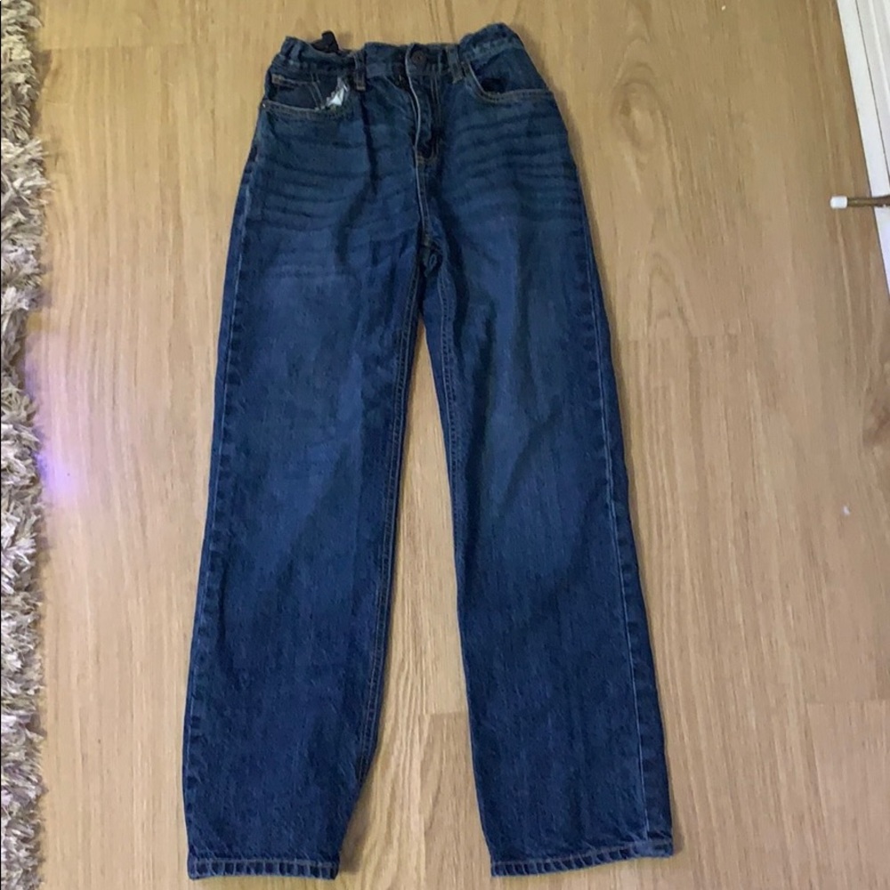 Dark blue jeans with adjustable waistband